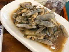 -侬佳蒸菜馆(听潮店)