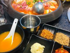 -烤路里·韩国品质自助烤肉(石路天虹4号店)
