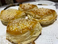 榴莲酥-光明邨大酒家(汇阳广场店)