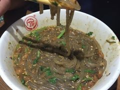 -万记麻辣烫国展总店