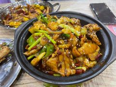 -江城燕子大排档(江汉路步行街店)