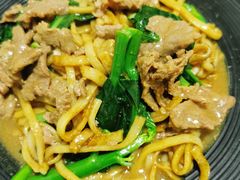 牛肉芥兰炒粿条-唔止卤嘢·潮州府城菜(鹭江店)