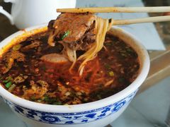 -吾穆勒蓬灰牛肉面·清真(北滨河中路店)