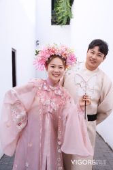 -雪中彩影婚纱摄影·微光艺术中心