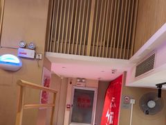 -何师傅美蛙鱼头(汉街店)