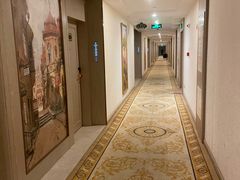 -维也纳国际酒店·西京医院胡家庙地铁站店
