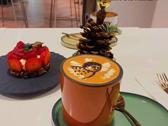 拿铁-潮一不贰·法式甜品·生日蛋糕·西式简餐(外滩店)