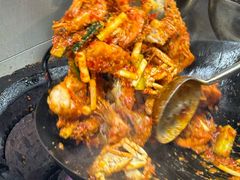 -辣螃铠盆盆蟹大排档(海昌店)