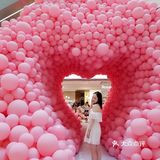 人多需要排队，一批人进去大概15分钟必须出来