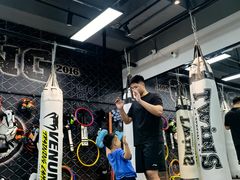 -拳力汇散打搏击泰拳俱乐部(绿地缤纷城店)
