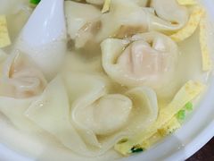 刀鱼馄饨-老半斋(福州路店)