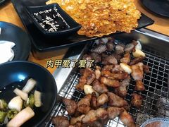 -肉甲韩国木炭烤肉(新壹街1店)