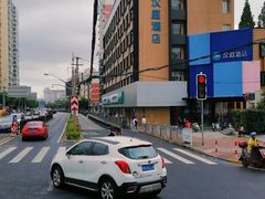 -汉庭(上海第六医院柳州路店)