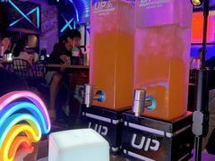 -UP嘻哈酒吧(粉巢店)