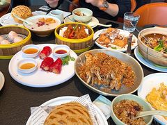 -蝴蝶里·粤菜·点心(滨江龙湖店)