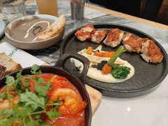 香煎鸡腿肉配土豆泥-沛家·西餐Brunch·直火料理