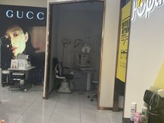 -J-Optical佳视明眼镜·蔡司视觉(青岛金茂览秀城店)