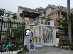 -巴黎婚纱摄影工作室