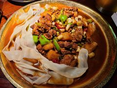 新疆大盘鸡-楼兰新疆主题餐厅(悠方店)