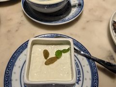 -汤城小厨•粤菜•靓汤(西直门凯德MALL店)