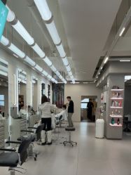 -Z.X HAIR SALON张新美业