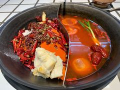 -贰回巷火锅馆(钟楼店)