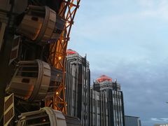 -影汇之星8字形摩天轮