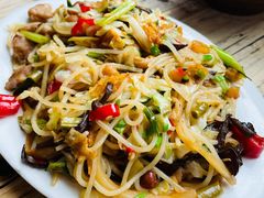 炒粉-西环肥仔螺蛳粉(总店)