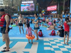 -青岛东方影都融创水世界