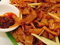 干炒牛河-文记壹心鸡(宝华路店)