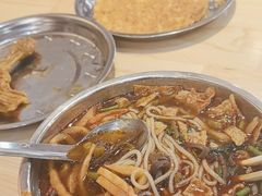 -柳州肥姨妈大骨螺蛳粉(东靖路店)