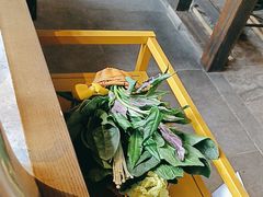 -野山舂·贵州现舂酸汤牛肉(民生路店)