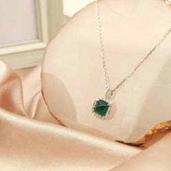 -威德钻石-克拉钻大本营(南京东路店)