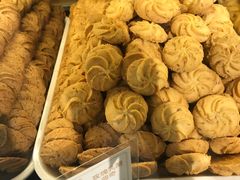 玫瑰乳酪曲奇-昆明冠生园·蛋糕·面包(南强街店)