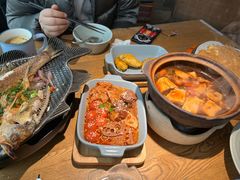 -蜜桃餐厅·伴山(湖滨商业街店)