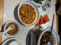 -饭橘汉江码头·乡野土菜馆(静安路店)