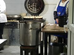 大堂-宝瑞门钉肉饼店