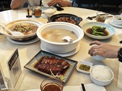 -港丽餐厅(高德置地店)
