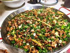 -关二兔江湖菜馆(峰景里店)