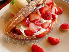-ROAST coffee & eatery