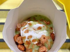 酸奶葡萄燕麦麦旋风-麦当劳(伟城广场店)