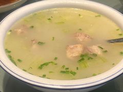 -老码头黑皮肘子锅包肉(赣水路店)