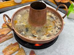 -香香腊排骨.野生菌火塘总店(束河店)