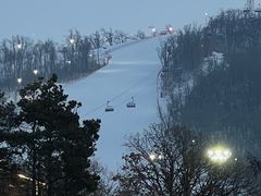 -庙香山滑雪场