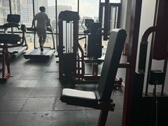 -极客游泳健身(王府井店)