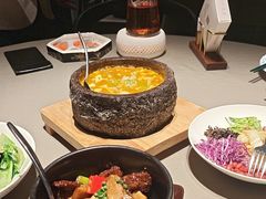 -小厨娘绣中淮扬(总统府大行宫店)