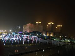 -南京眼步行桥