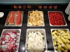 -小鱼小牛·鱼牛干锅·脆鱼火锅(世欧广场店)