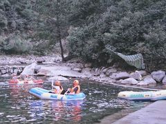 -安吉龙王山峡谷漂流