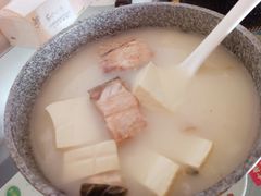 鲫鱼豆腐汤-正果云吞&农家菜(富力店)